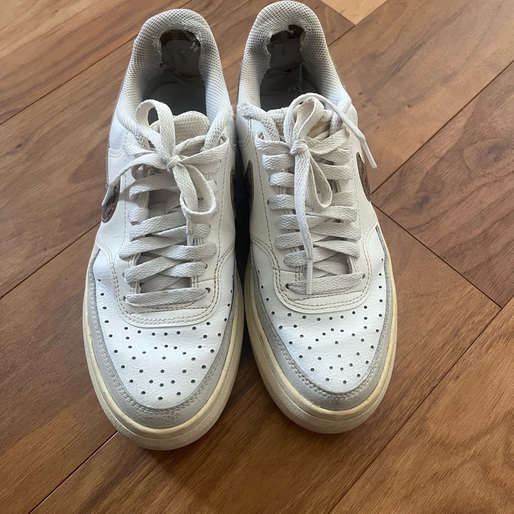 Women’s Nike Court Vision Alta Leopard DO2791-100